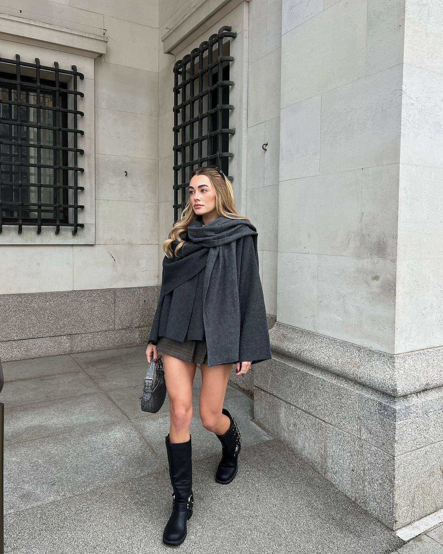 OLIVIA | Short Cape Coat