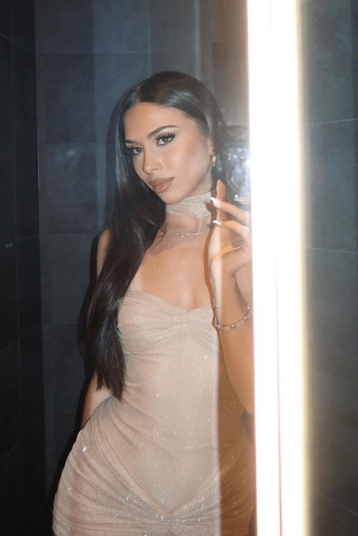 CHLOE | Robe de soirée transparente brillante et glamour