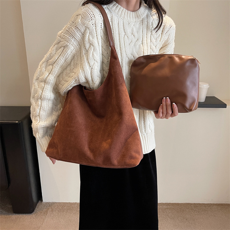 OLIVIA | Suede Tote Bag