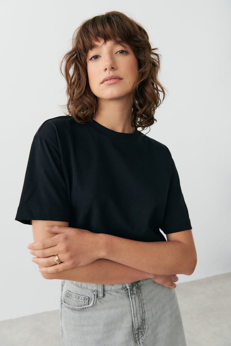 OLIVIA | Luxe Cotton Tee
