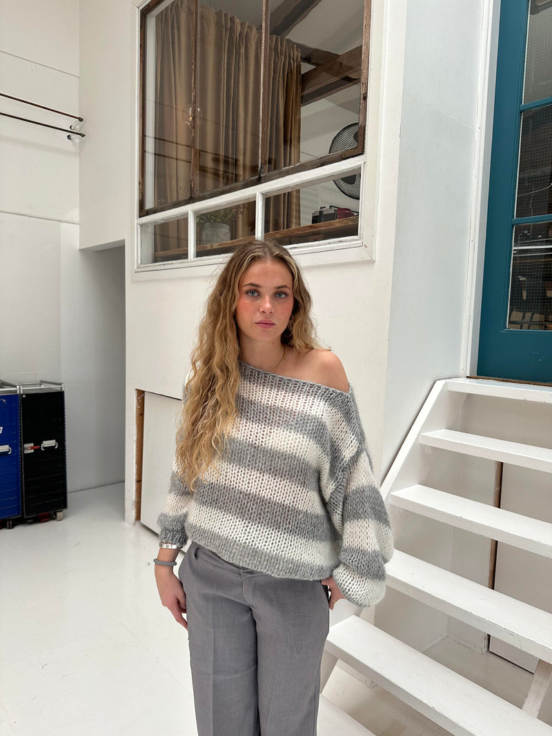 OLIVIA | Striped Knit