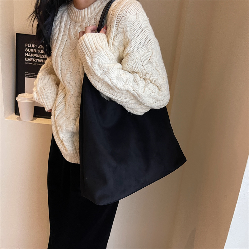 OLIVIA | Suede Tote Bag