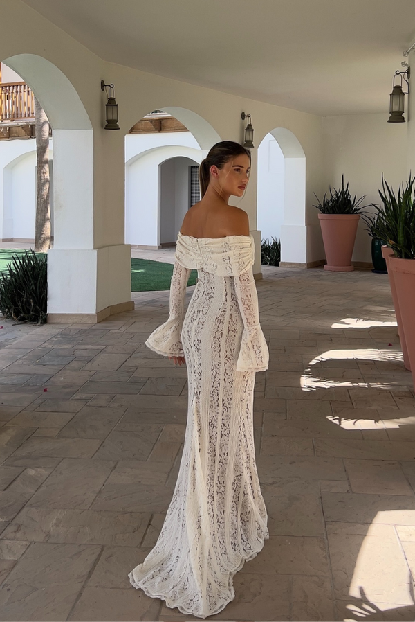 LORÉNA | ROBE LONGUE EN DENTELLE ÉLÉGANTE