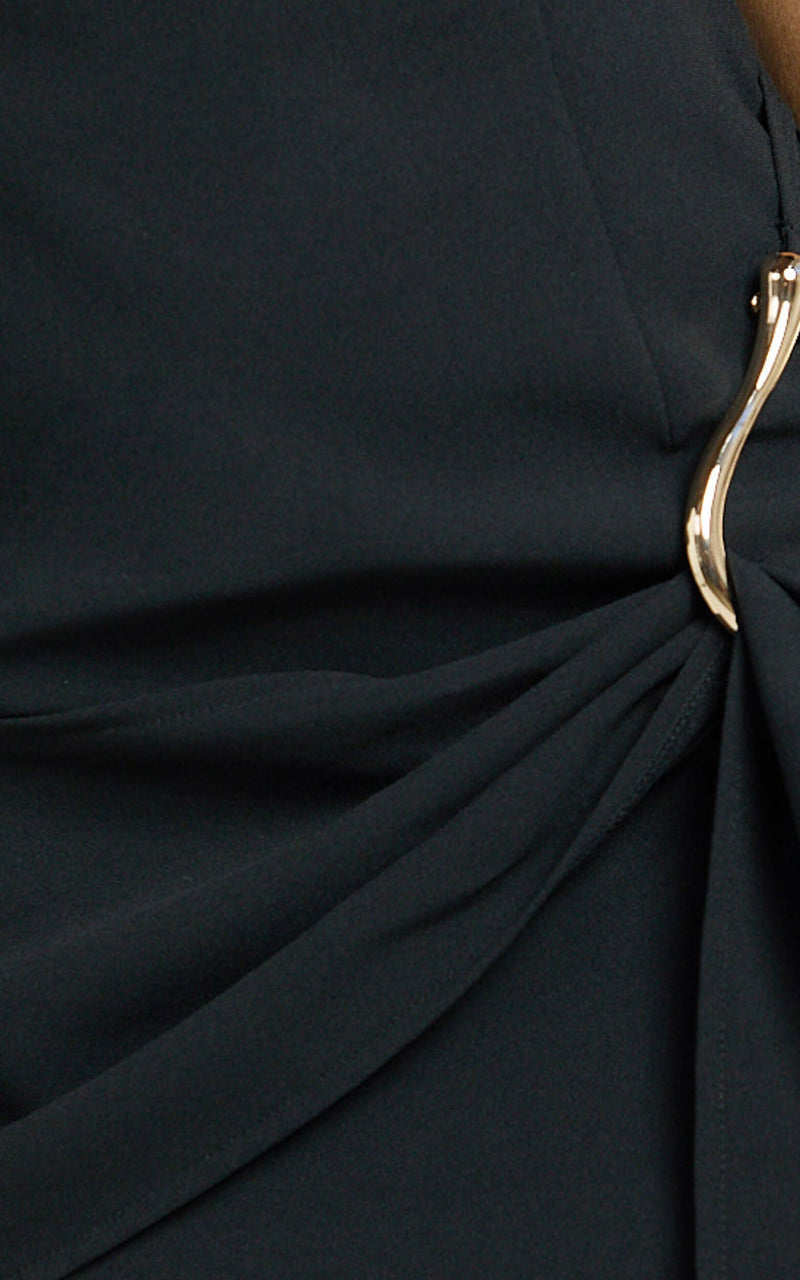 CLOE ELEGANT MIDI DRESS