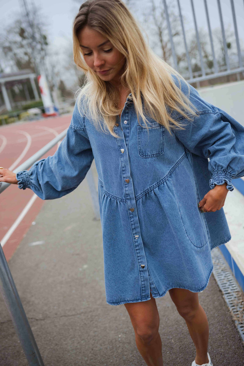 Robe Hema - en jeans