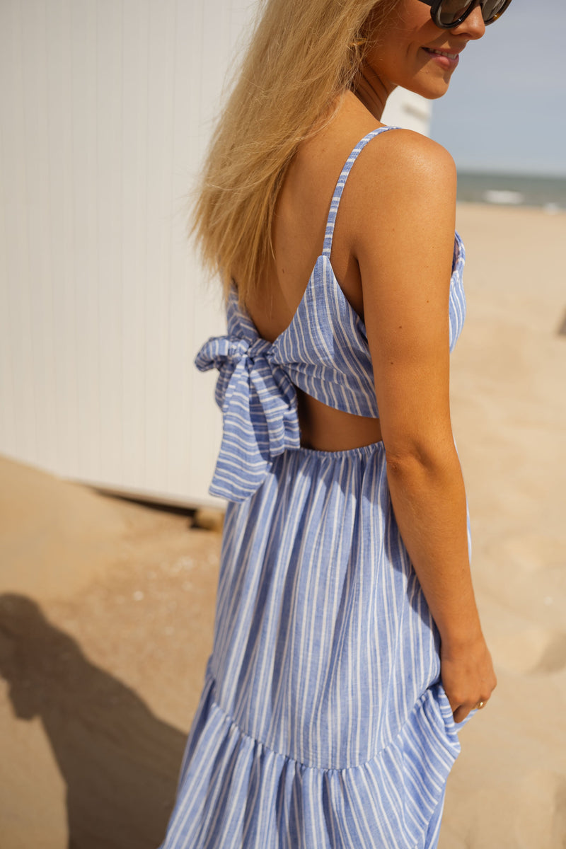 Robe Orria - à lignes bleues et écrues