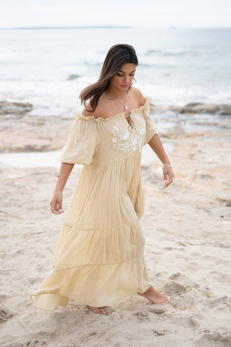 Dress Peralta Bordado Sand