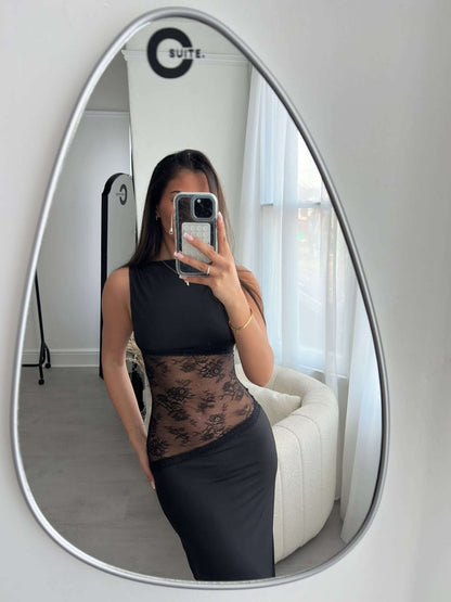 Robe longue Nieve avec détails en dentelle